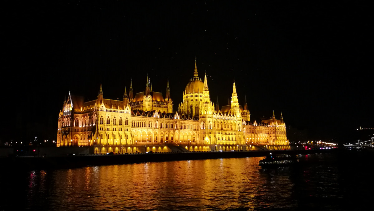 original_Budapest_Parlament