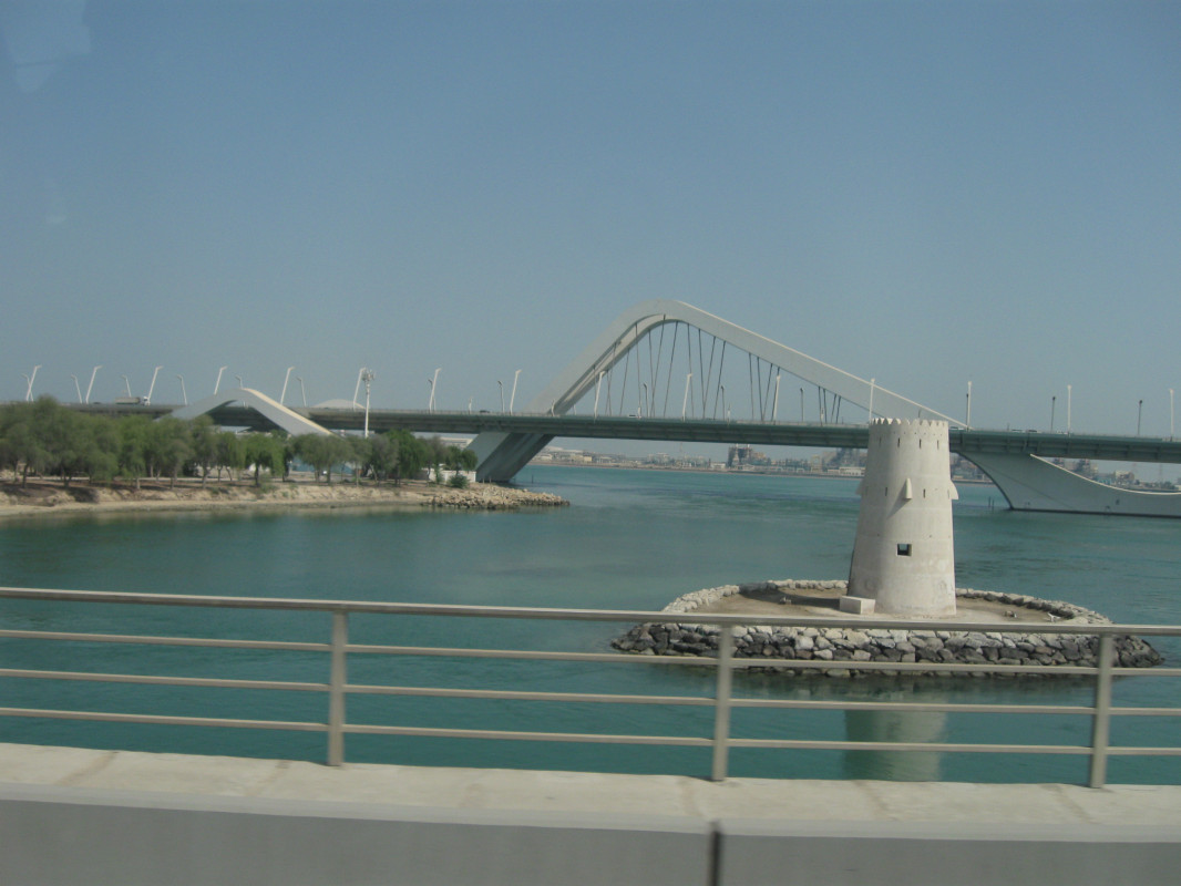original_Brücke nach Abu Dhabi